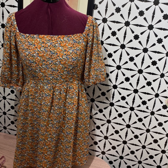 Adorable floral Tunic Dress NEW - Picture 4 of 7